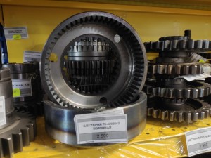 Шестерня МТЗ коронная 70-4202043